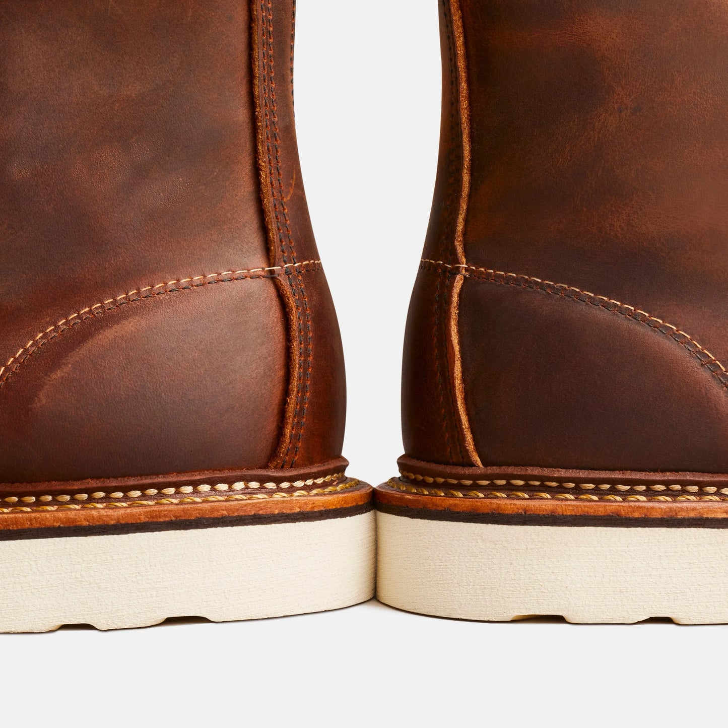 Classic Moc 6-Inch Boot in Brown Leather 1907 - Red Wing Shoes Men|Apparel