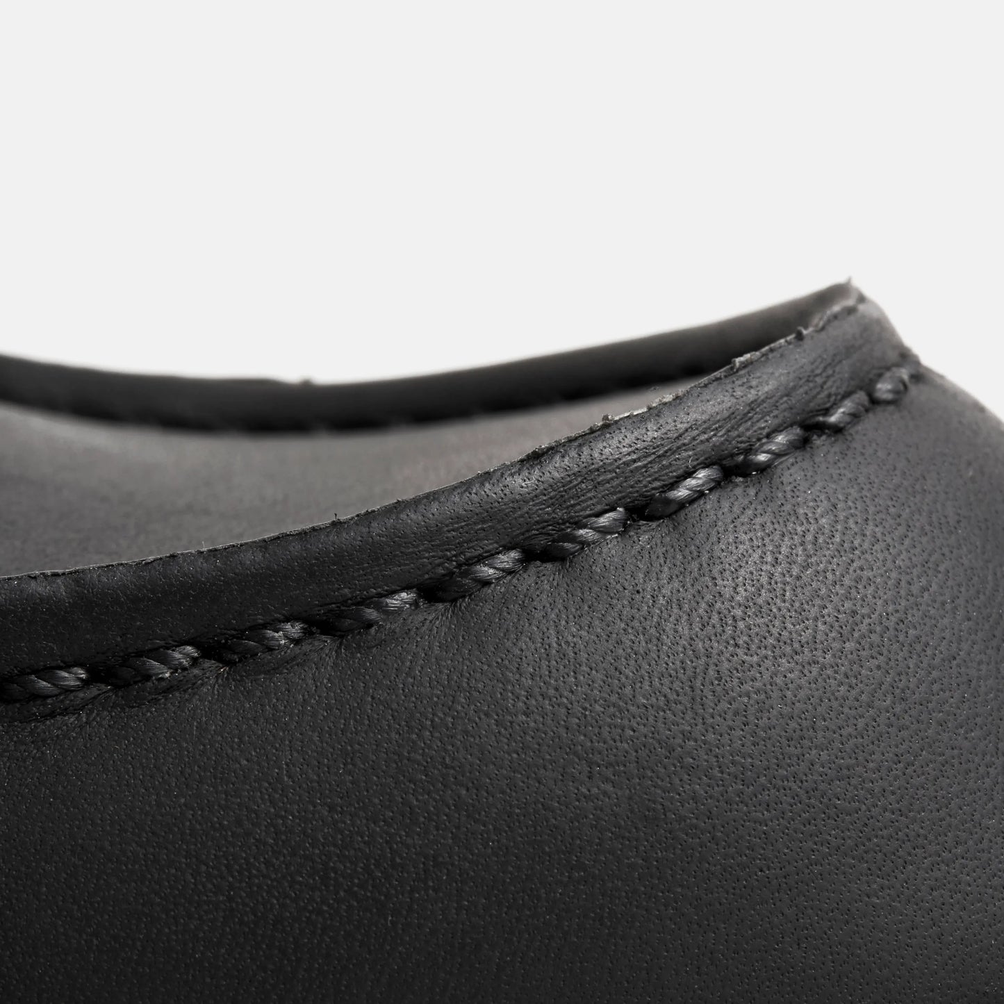Classic Moc 6-Inch Boot in Black Leather 8074 | Red Wing Heritage - Red Wing Shoes Men
