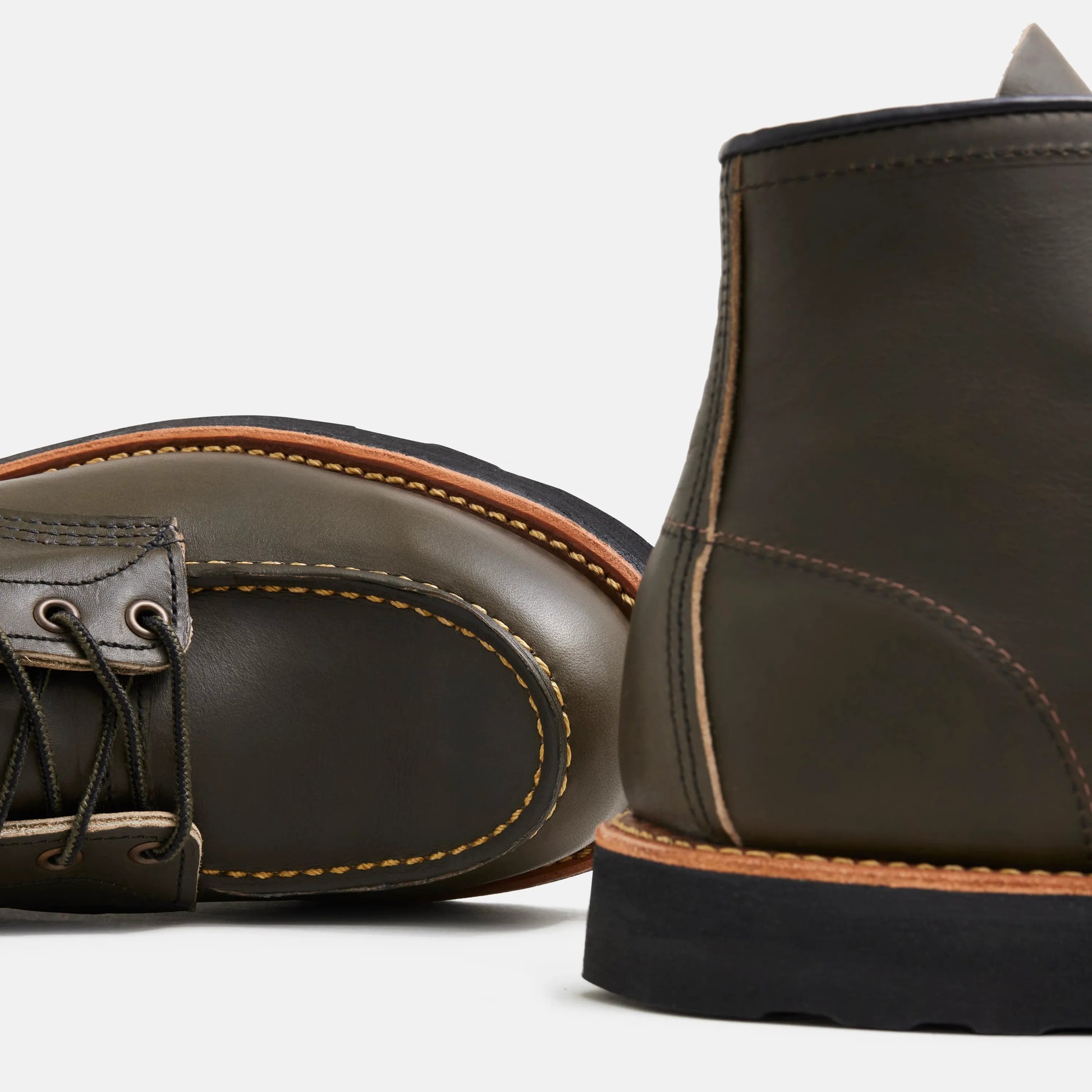 Classic Moc in Alpine Leather 8828 | Red Wing Heritage - Red Wing Shoes Men