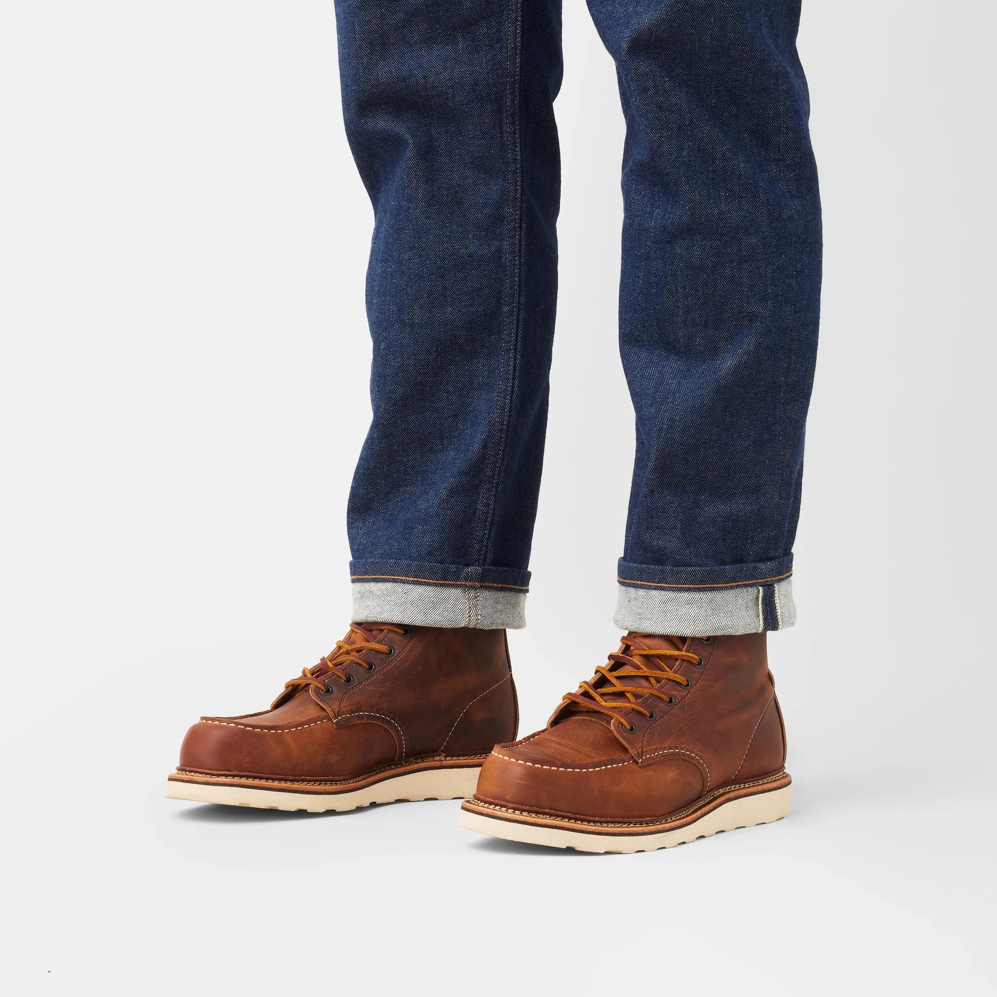 Classic Moc 6-Inch Boot in Brown Leather 1907 - Red Wing Shoes Men|Apparel