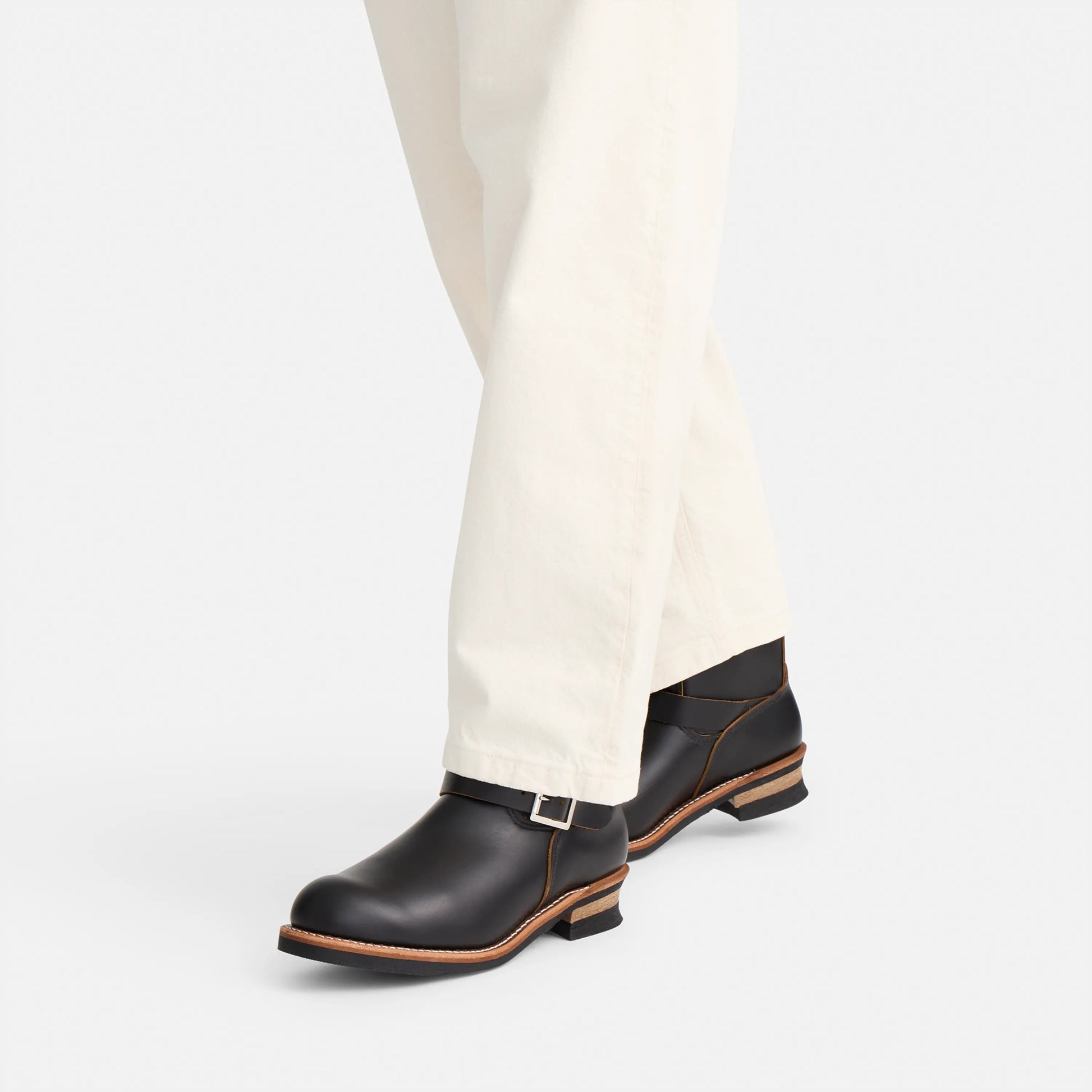 Engineer Boot in Black Klondike Leather 2966 | Red Wing Heritage - Red Wing Shoes Men|Apparel